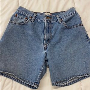 Levi’s Mom Shorts